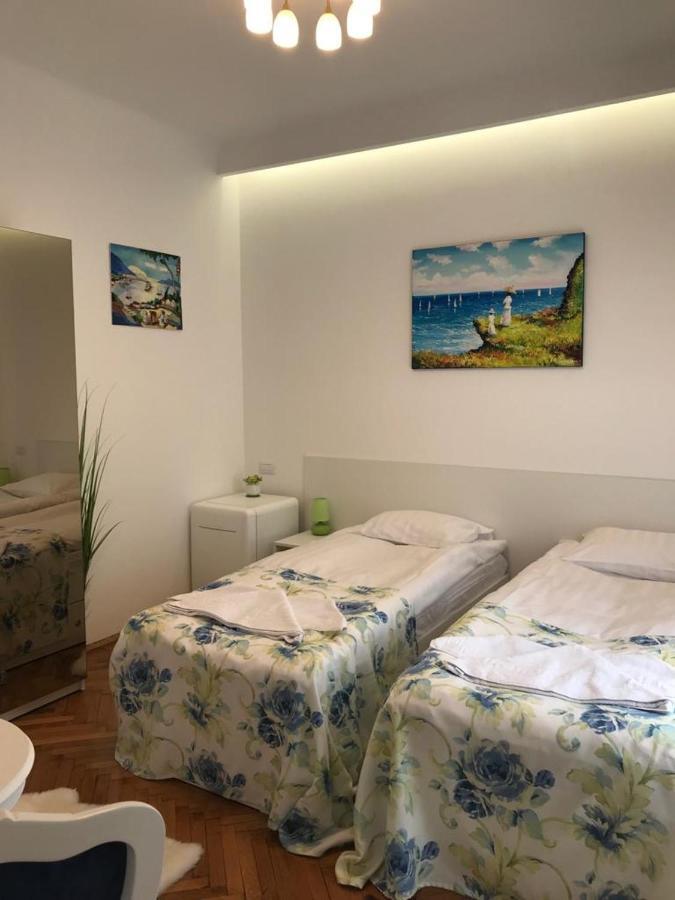 Victoria Luxury 11 * Bucharest