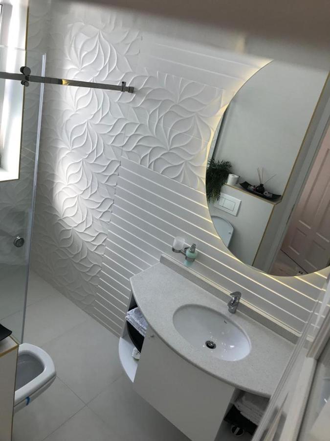 Victoria Luxury 11 Apartment